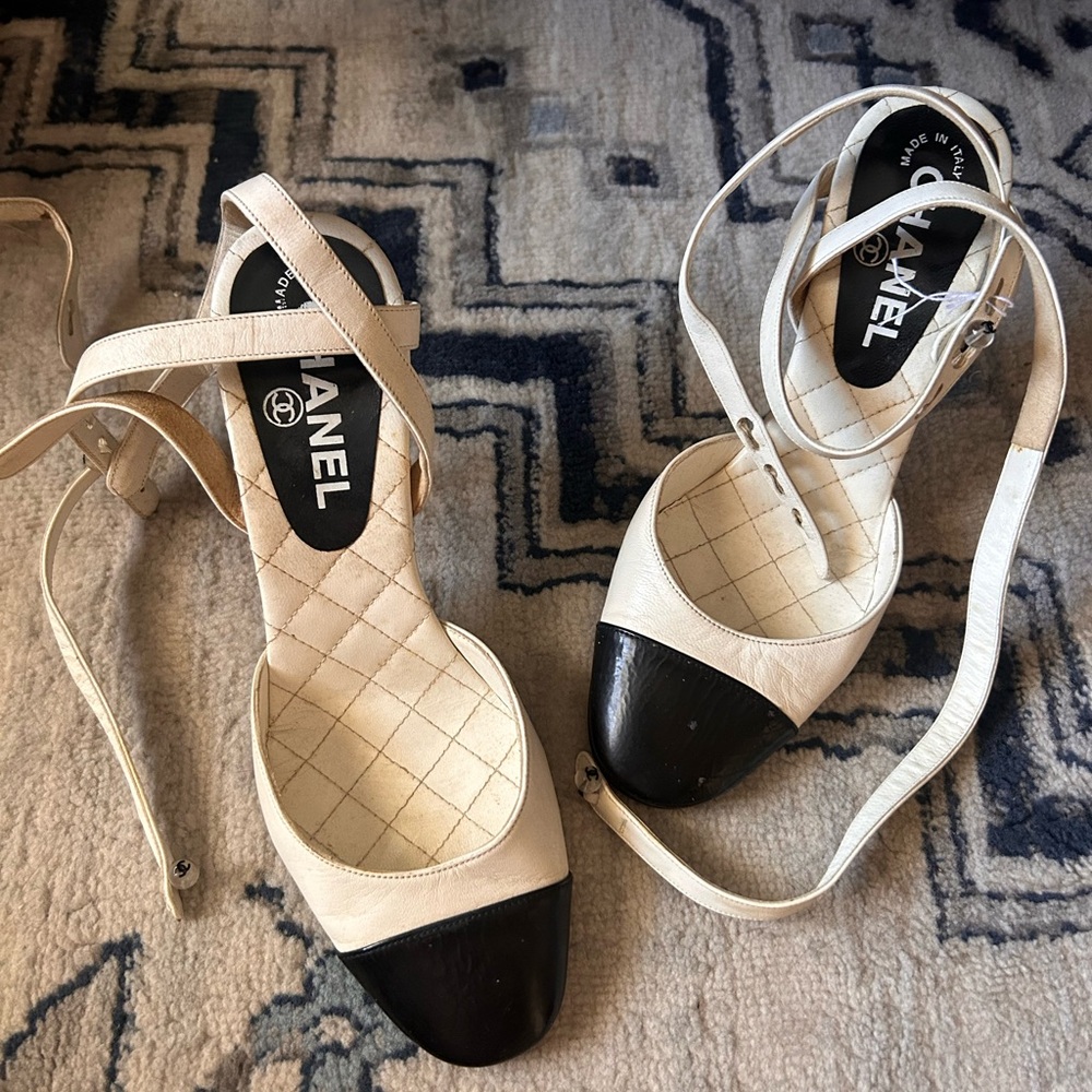 Chanel Two-Tone Cap-Toe Ankle Strap Pumps in Cream and Black